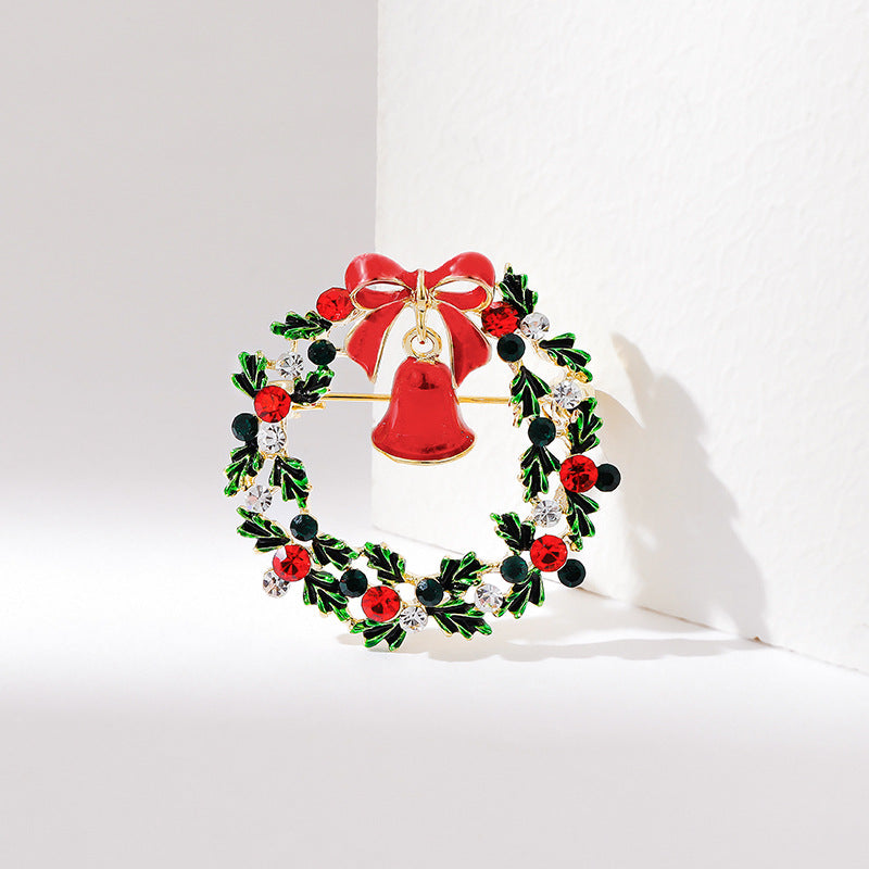 Stylishwe   クリスマス ベル 花輪 エレガント ブローチ