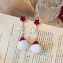 Stylishwe   クリスマス スノー デザイン ふわふわ 可愛い ピアス