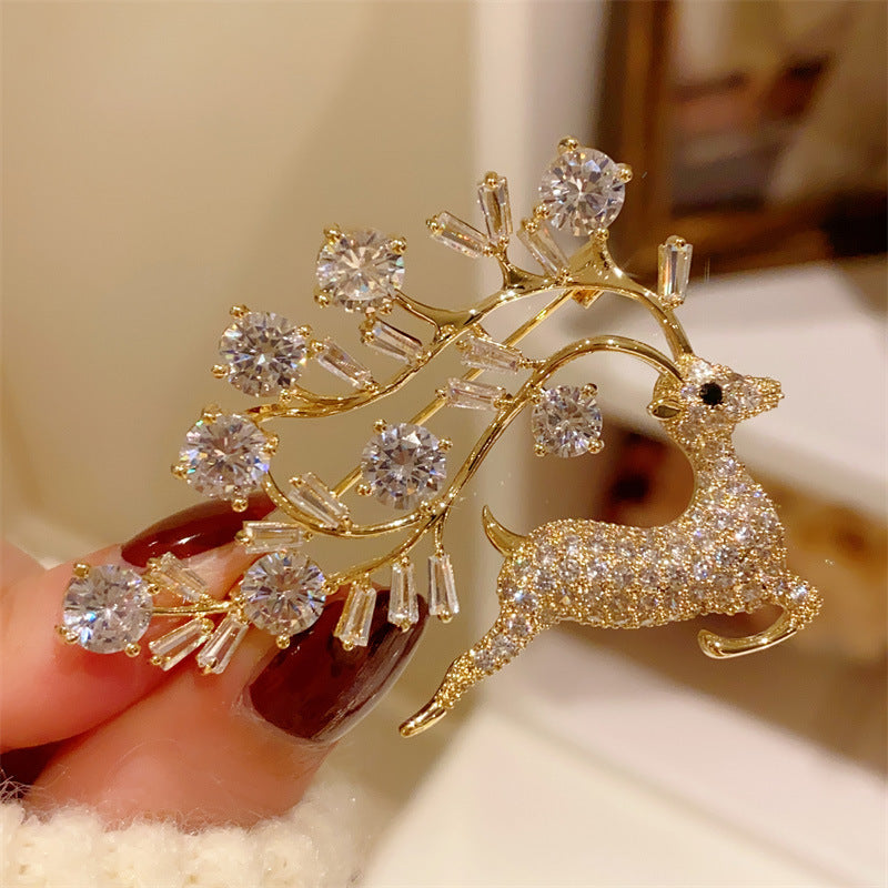 Stylishwe   クリスマス おしゃれ ヘラジカ ブローチ