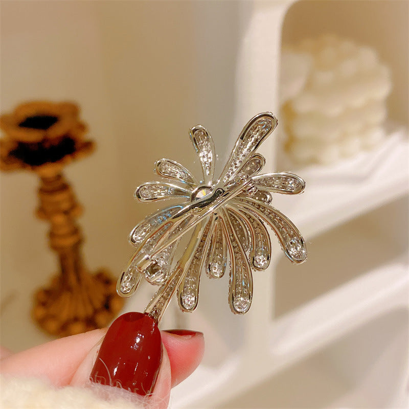 Stylishwe   大人カジュアル 花火デザイン ブローチ 合わせやすい
