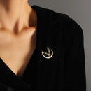 Stylishwe   クリスマス おしゃれ ヘラジカとムーン デザイン ブローチ