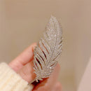 Stylishwe   クラシック フェザーデザイン ブローチ 合わせやすい