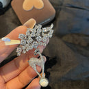 Stylishwe   クリスマス 可愛い ねこめいし ヘラジカ ブローチ