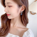 Stylishwe   クリスマス スノーとブーツデザイン ピアス3色選択可