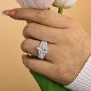 Stylishwe  2.8カラット ホワイトゴールド ペアカット 婚約指輪