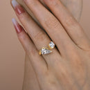 Stylishwe  ユニーク イエローゴールド ペアカット＆ラウンドカット 婚約指輪