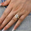 Stylishwe  5.5カラット イエローゴールド クッションカット 婚約指輪