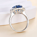 Stylishwe  3.0カラット  3ストーン ホワイトゴールド クッションカット サファイア婚約指輪