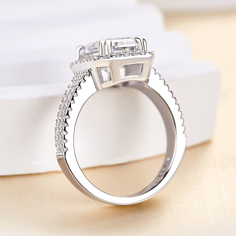 Stylishwe  3.0カラット スパークル ホワイトゴールド エメラルドカット 婚約指輪