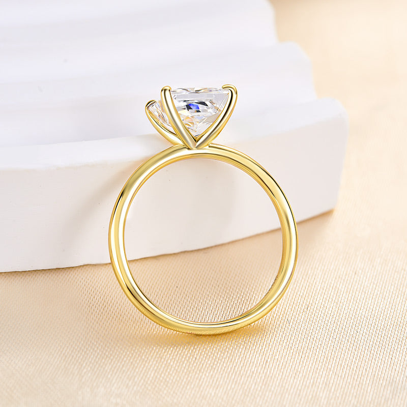 Stylishwe 2.0カラット イエローゴールド プリンセスカット 婚約指輪 スターリングシルバー