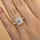 Stylishwe 2.5カラット エメラルドカット ヘイロー 婚約指輪