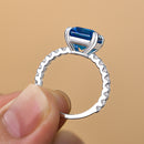 Stylishwe  4.5カラット  ホワイトゴールド エメラルドカット サファイア婚約指輪