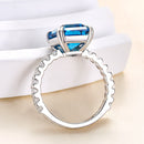 Stylishwe  4.5カラット  ホワイトゴールド エメラルドカット サファイア婚約指輪