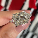 Stylishwe  4.0カラットスリーストーン ラディアントカット 婚約指輪
