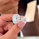 Stylishwe  6.0カラット エレガントホワイトゴールド クッションカット 婚約指輪