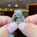 Stylishwe  7.0カラット 豪華 ホワイトゴールド クッションカット 婚約指輪