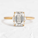 Stylishwe  3.0カラット エレガント イエローゴールド エメラルドカット 婚約指輪