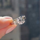 Stylishwe  2.0カラット ３連 ホワイトゴールド ラウンドカット 婚約指輪