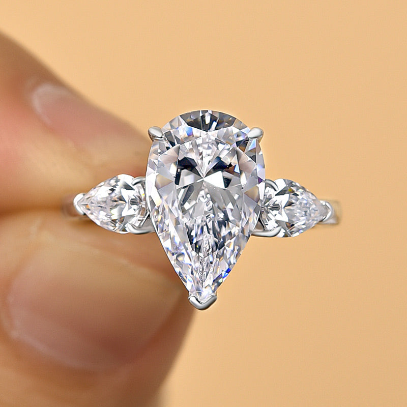 Stylishwe  3.5カラット ペアカット ホワイトゴールド 婚約指輪
