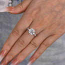 Stylishwe  2.8カラット ホワイトゴールドラウンドカット 婚約指輪