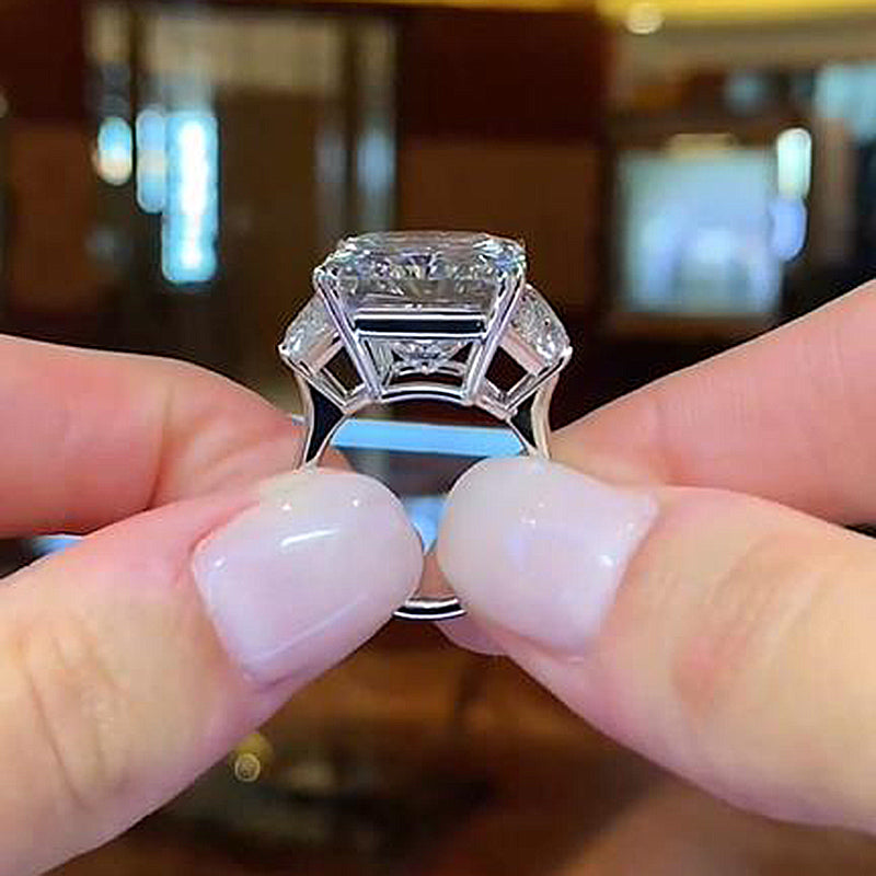Stylishwe  12.0カラット ゴージャスホワイトゴールド ラディアントカット  婚約指輪
