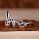 Stylishwe ユニークな文字 "love" ホワイトゴールド ラウンドカット結婚指輪