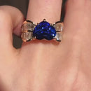 Stylishwe  3.0カラット  ホワイトゴールド ハートカット サファイア婚約指輪