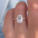 Stylishwe  2.5カラット ホワイトゴールド クッションカット 婚約指輪