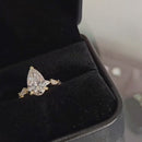 Stylishwe  3.5カラット イエローゴールド ペアカット 婚約指輪