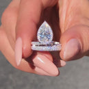 Stylishwe  2.5カラット ペアカット ホワイトゴールド 婚約指輪