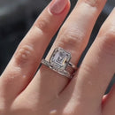 Stylishwe  4.5カラット ユニック アッシャーカット ホワイトゴールド 婚約指輪