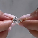 Stylishwe  3.5カラットイエローゴールド オーバルカット婚約指輪