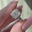 Stylishwe  4.5カラットエレガント ホワイトゴールド クッションカット 婚約指輪