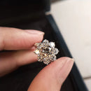 Stylishwe 1.0カラット ヒマワリ モチーフ 婚約指輪 - stylish we