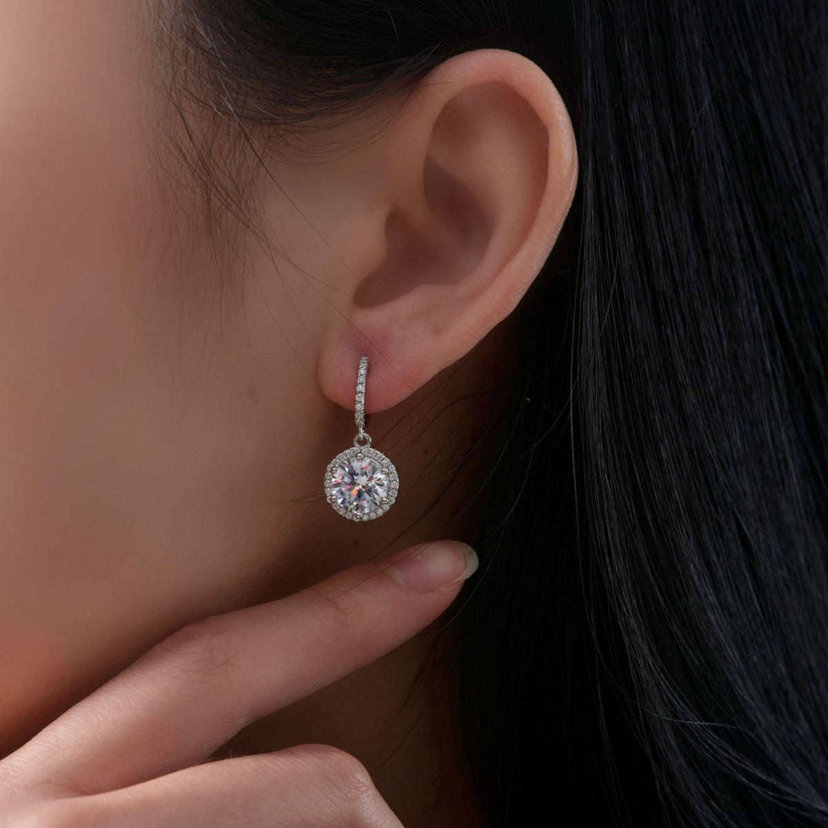 美品　スワロフスキー　ドロップピアス　大粒　ゴージャス Stylishwe ゴージャス 2カラットドロップ ピアス