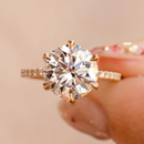 Stylishwe イエローゴールド 6本爪 ラウンドカット 婚約指輪