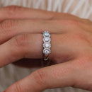 Stylishwe 華やか 1.5カラット 5ストーン 結婚指輪 スターリングシルバー - stylish we