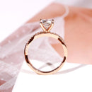 Stylishwe ツイスト 1.25カラット ローズゴールド ラウンドカット 約束の指輪 スターリングシルバー - stylish we