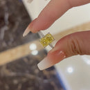 Stylishwe 3.3カラット イエローサファイア ラディアント カット 婚約指輪 スターリングシルバー