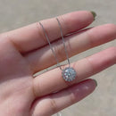 Stylishwe  モアサナイト 1.0カラット ラウンドカット スノーフレーク ペンダント ネックレス