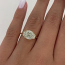 Stylishwe 3.0カラット スリーストーン イエローゴールド クッションカット 婚約指輪