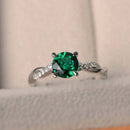 Stylishwe Twisted 1.25ct Emerald Green Ring 