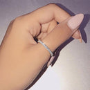 Stylishwe クリスタルクリア 0.5カラット ラウンドカット ダイヤモンドクリア 結婚指輪 スターリングシルバー - stylish we