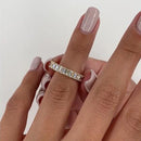 Stylishwe ゴージャス 2.5カラット エタニティ 結婚指輪